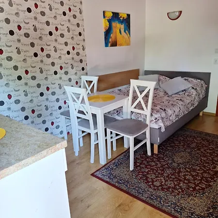 롯지 Letniskowy 3 Os Pod Bukiem 미엥지즈드로예